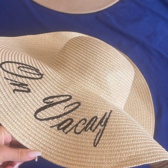 Elegant Straw Sun Hats - Picture 7 of 8